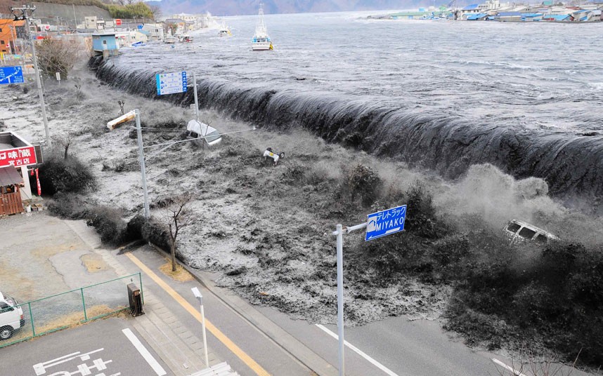20110311-tsunami-w_2162733k